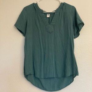 Old Navy small shirt